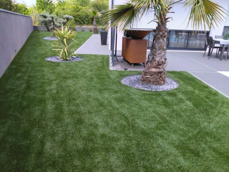 Jardin en pelouse synthétique Vendée